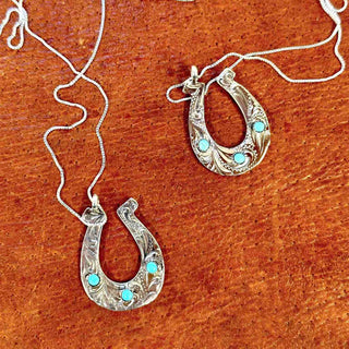 RTS ★ Got Lucky Horseshoe Necklace
