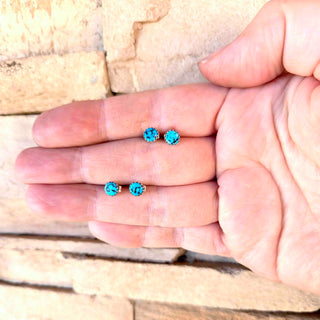 RTS ★ Turquoise Button Studs