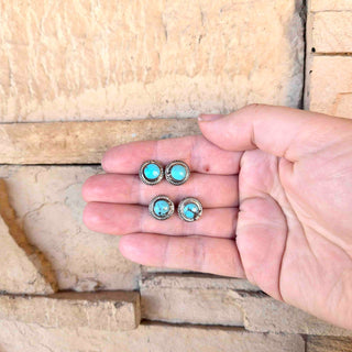 RTS ★ Aim High Stud Earrings