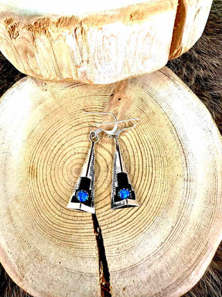RTS ★ Stay Connected Earrings