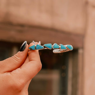 RTS ★ Lucky 7 Stone Cuff ★ Blue