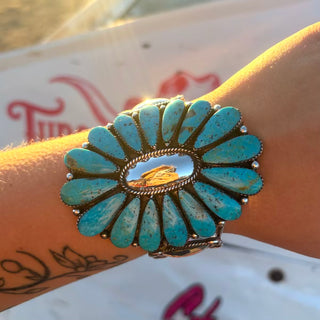 RTS ★ Carnivale Cuff