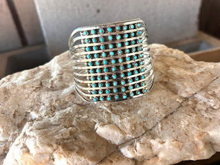 RTS ★ Turquoise Ten Up Cuff