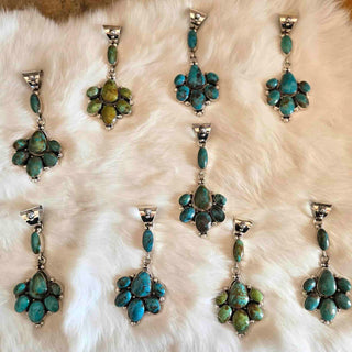 RTS ★ Desert Flower Pendant