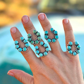 RTS ★ Full of Wonder Horseshoe Ring
