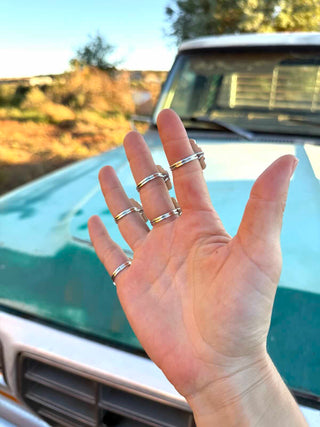 RTS ★ Full of Wonder Horseshoe Ring