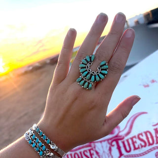 RTS ★ Navajo Hands High Ring