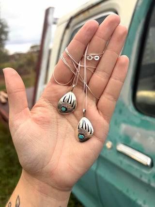 RTS ★ Lucky Bear Paw Necklace