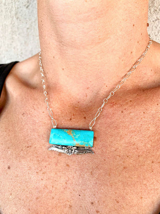 RTS ★ Flower Bar Necklace