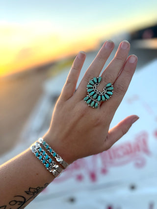 RTS ★ Navajo Hands High Ring