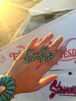 RTS ★ Navajo Hands High Ring