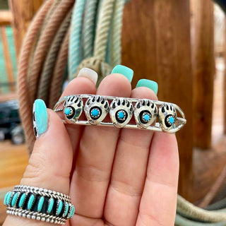 RTS ★ Lucky Paws Cuff