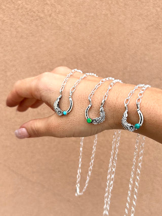 RTS ★ Floral Horseshoe Necklace