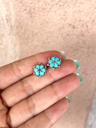 RTS ★ Little Flower Studs