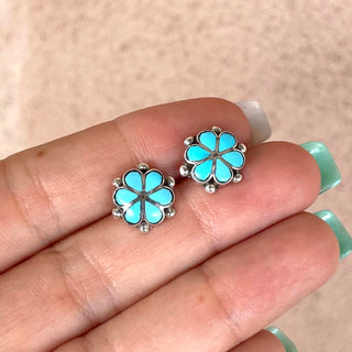 RTS ★ Little Flower Studs