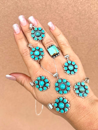 RTS ★ Let's Play Cluster Necklace