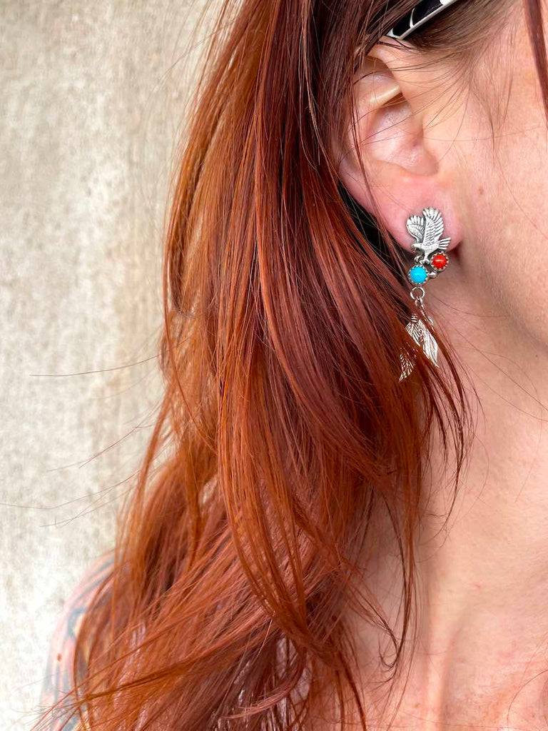 RTS ★ FLY EARRINGS ★ RED BLUE