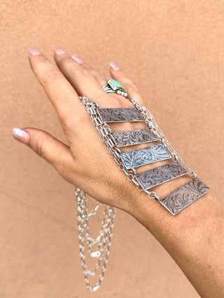 RTS ★ Engraved Bar Necklace