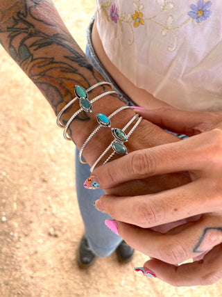 RTS ★ Marquise Twist Cuff