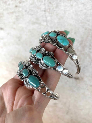 RTS ★ Tricks Up My Sleeve Cuff