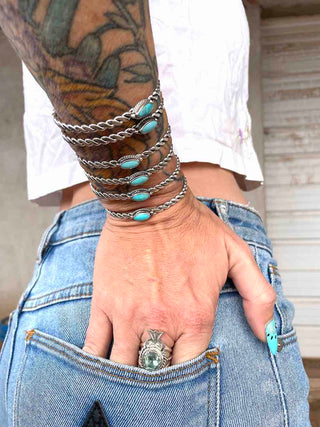 RTS ★ Cuffed Up And Everywhere To Go