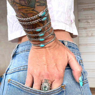 RTS ★ Cuffed Up And Everywhere To Go