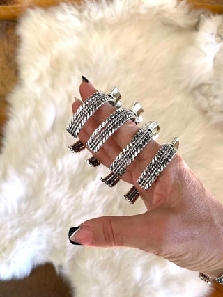 RTS ★ Spoil Me Cuff