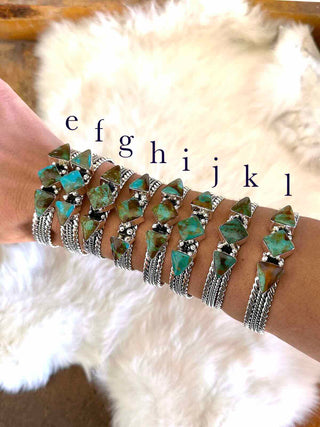 RTS ★ Spoil Me Cuff