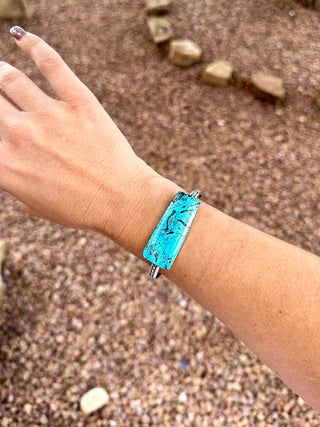 RTS ★ Chunky Bar Cuff