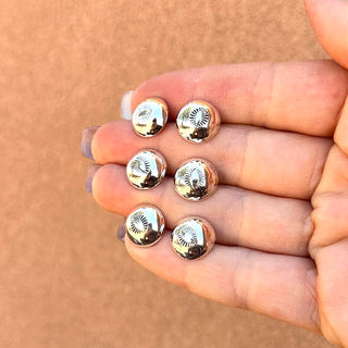 RTS ★ Eyes On You Studs