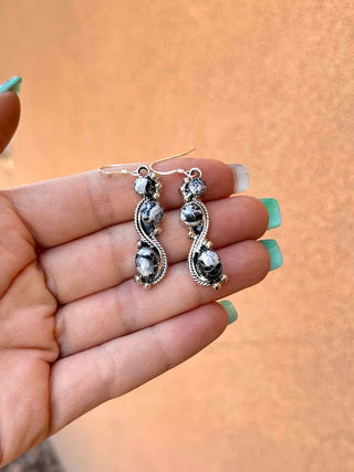 RTS ★ Southwest  Earrings★ White Buffalo