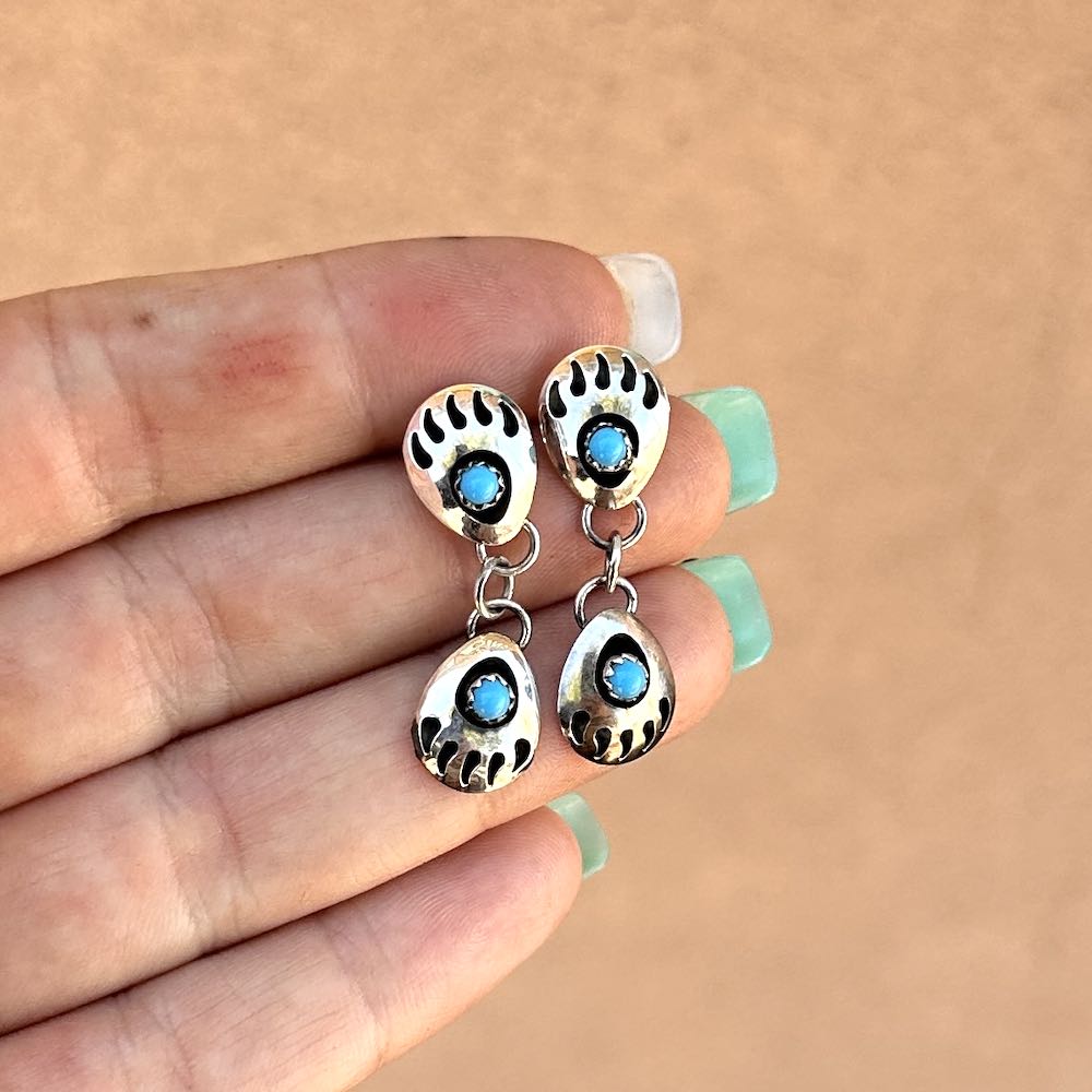 RTS ★ LUCKY PAWS DROP EARRINGS