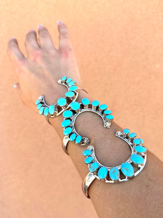 RTS ★ Big Naja Cuff