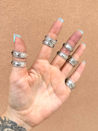 RTS ★ Pretty Little Thing Ring