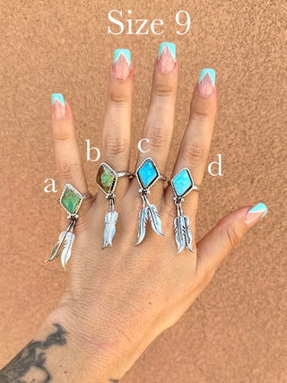 RTS ★ Two Feathers Dangle Ring