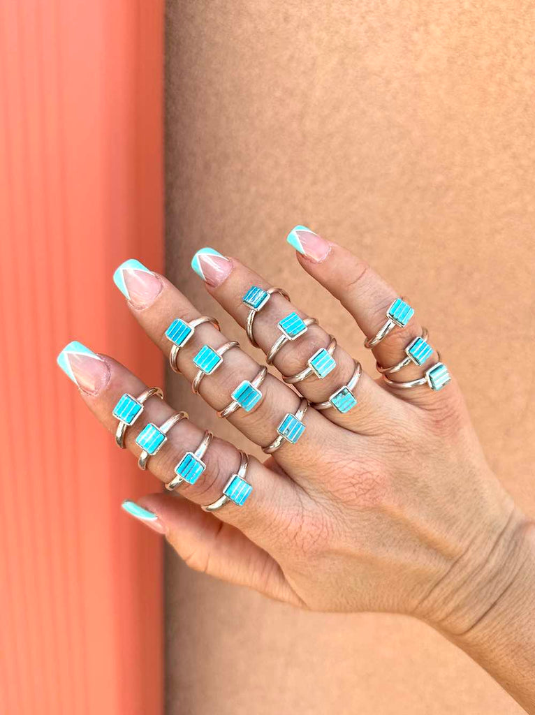 RTS ★ SQUARE LINED UP RING ★ BLUE