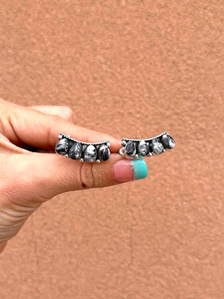 RTS ★ Hey Pretty White Buffalo Ear Crawler