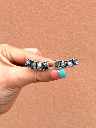 RTS ★ Hey Pretty White Buffalo Ear Crawler