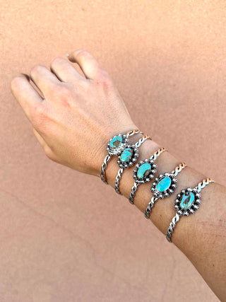 RTS ★ Winning Oval Cuff