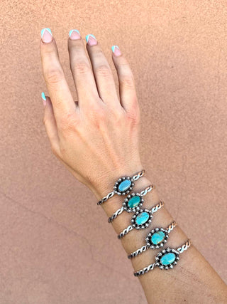 RTS ★ Winning Oval Cuff