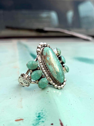 RTS ★ Rays of Light Cuff