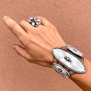 RTS ★ Champion Cuff