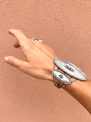 RTS ★ Champion Cuff