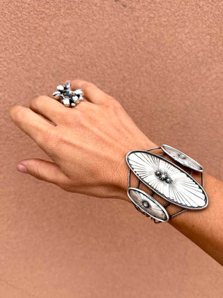 RTS ★ Champion Cuff