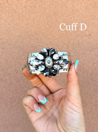 RTS ★ Something Moo Cuff