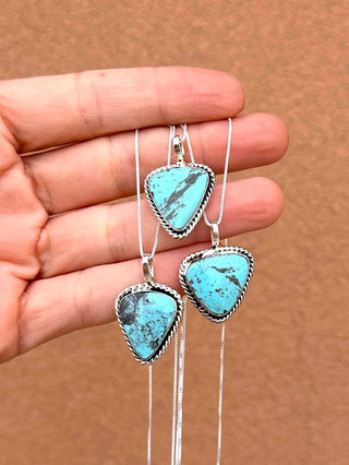 RTS ★ To The Point Necklace