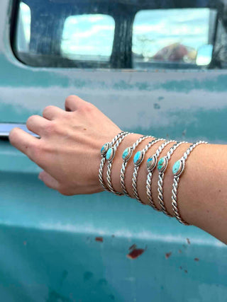 RTS ★ Cuffed Up And Everywhere To Go