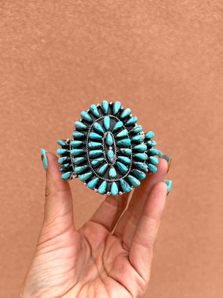 RTS ★ Heirloom Cluster Cuff