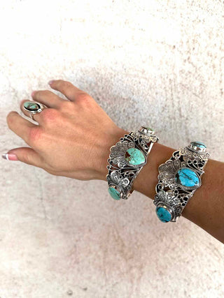 RTS ★ Royalty Cuff