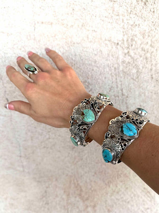 RTS ★ Royalty Cuff